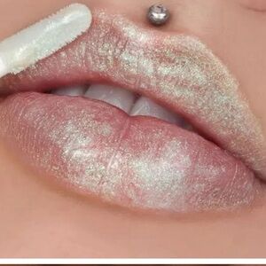 SKY HIGH Jeffree Star The Gloss Shimmery Pearl Lipgloss